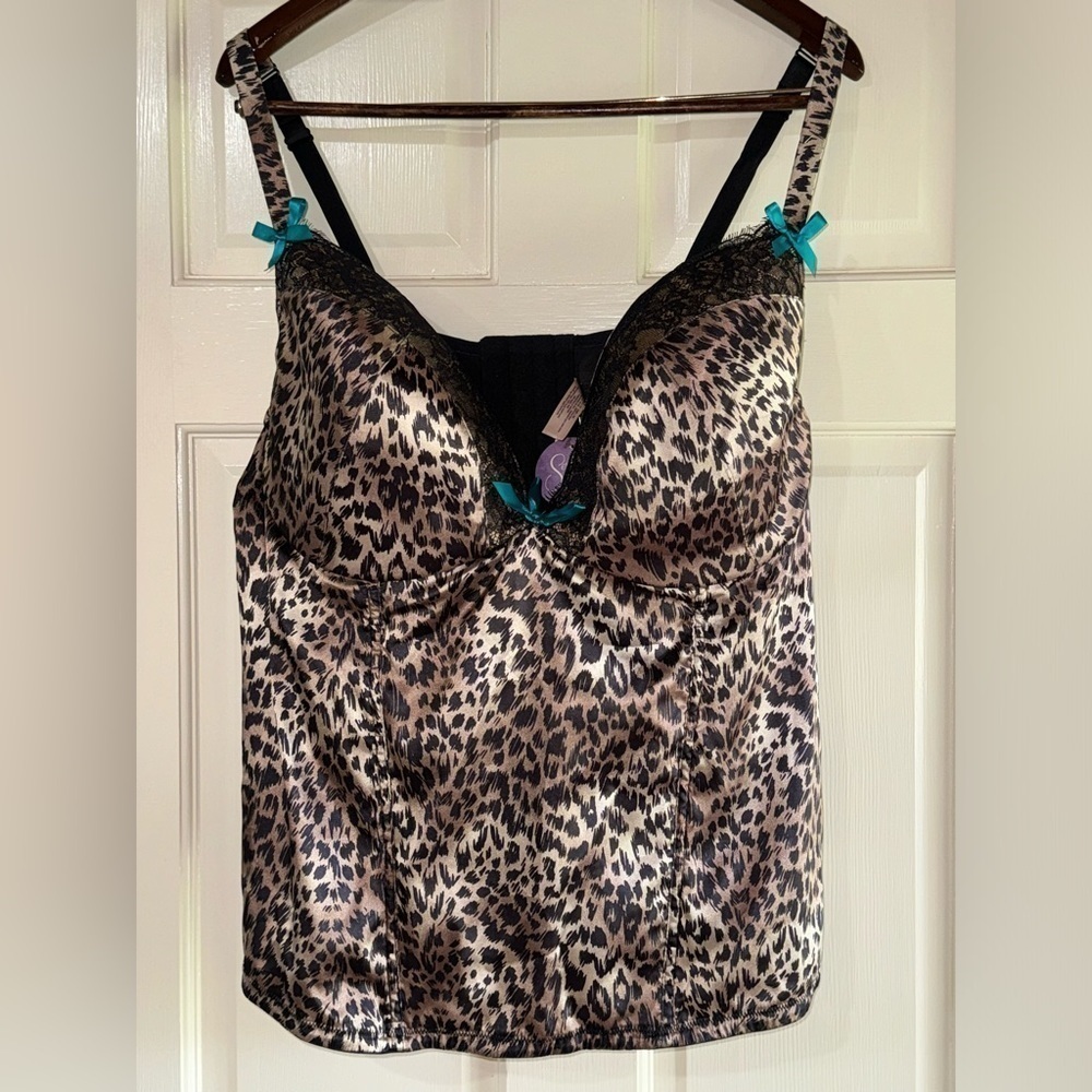 Cacique Seriously Sexy Collection Corset Top Cheetah Print/ Black Lace Sz 26/28